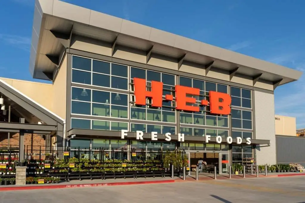 H-E-B supermarket store in Pearland