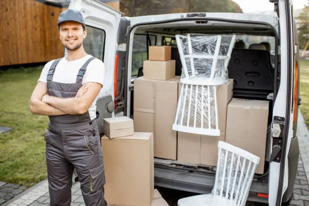 uhaul offers discounts for small businesses