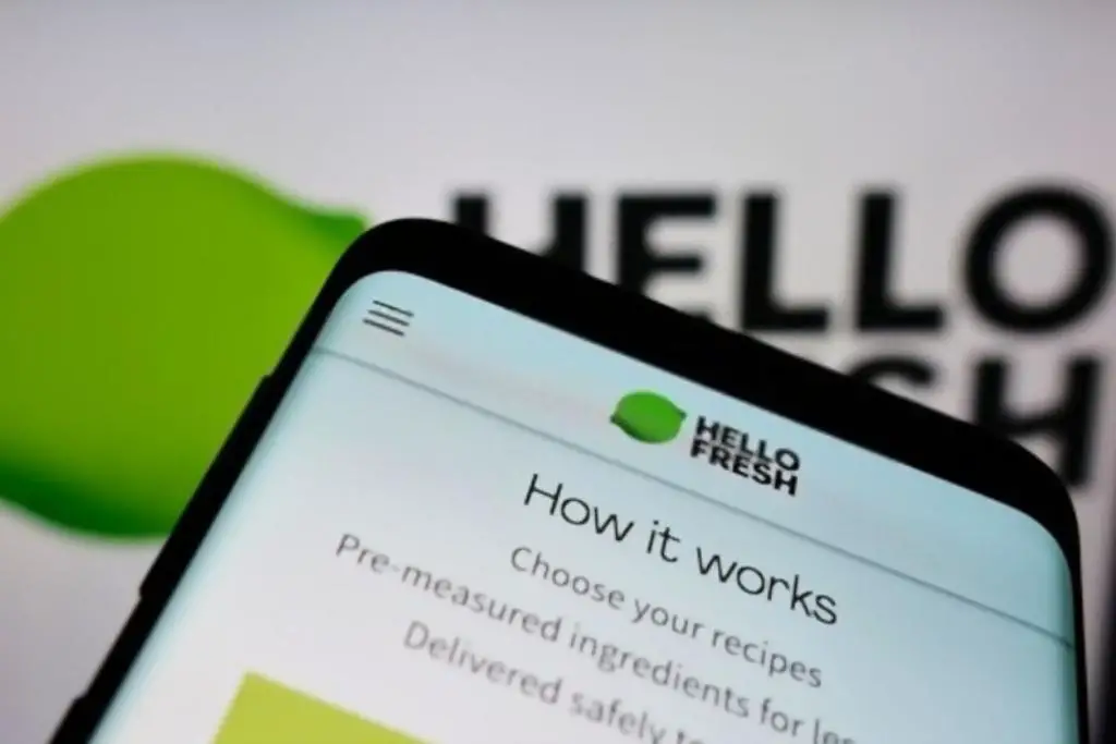 mobile phone with website of meal-kit HelloFresh